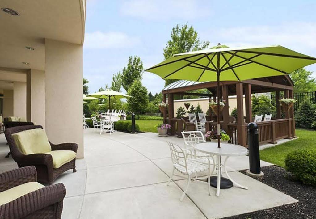 Courtyard Lancaster Hotel Fertility Exterior foto